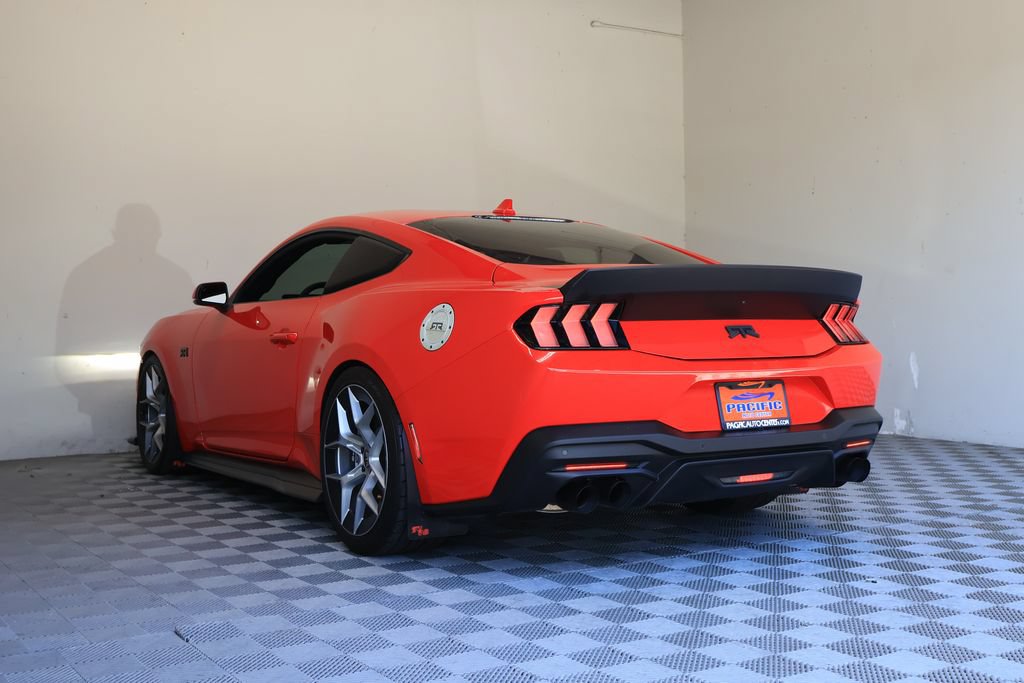 Used 2025 Ford Mustang GT Premium w/ GT Performance Package RWD image 14