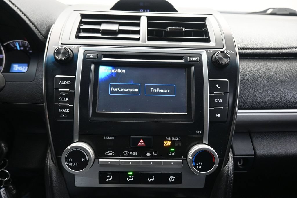 Used 2012 Toyota Camry SE FWD image 17