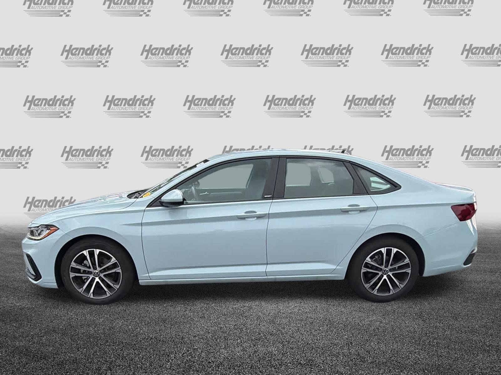 Used 2026 Volkswagen Jetta Sport FWD image 8