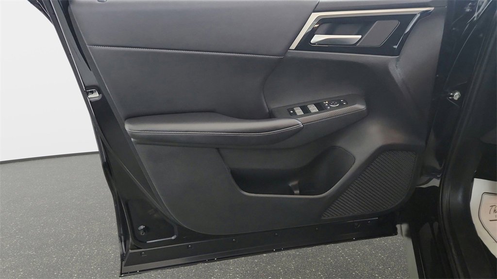 Used 2024 Mitsubishi Outlander SE image 28
