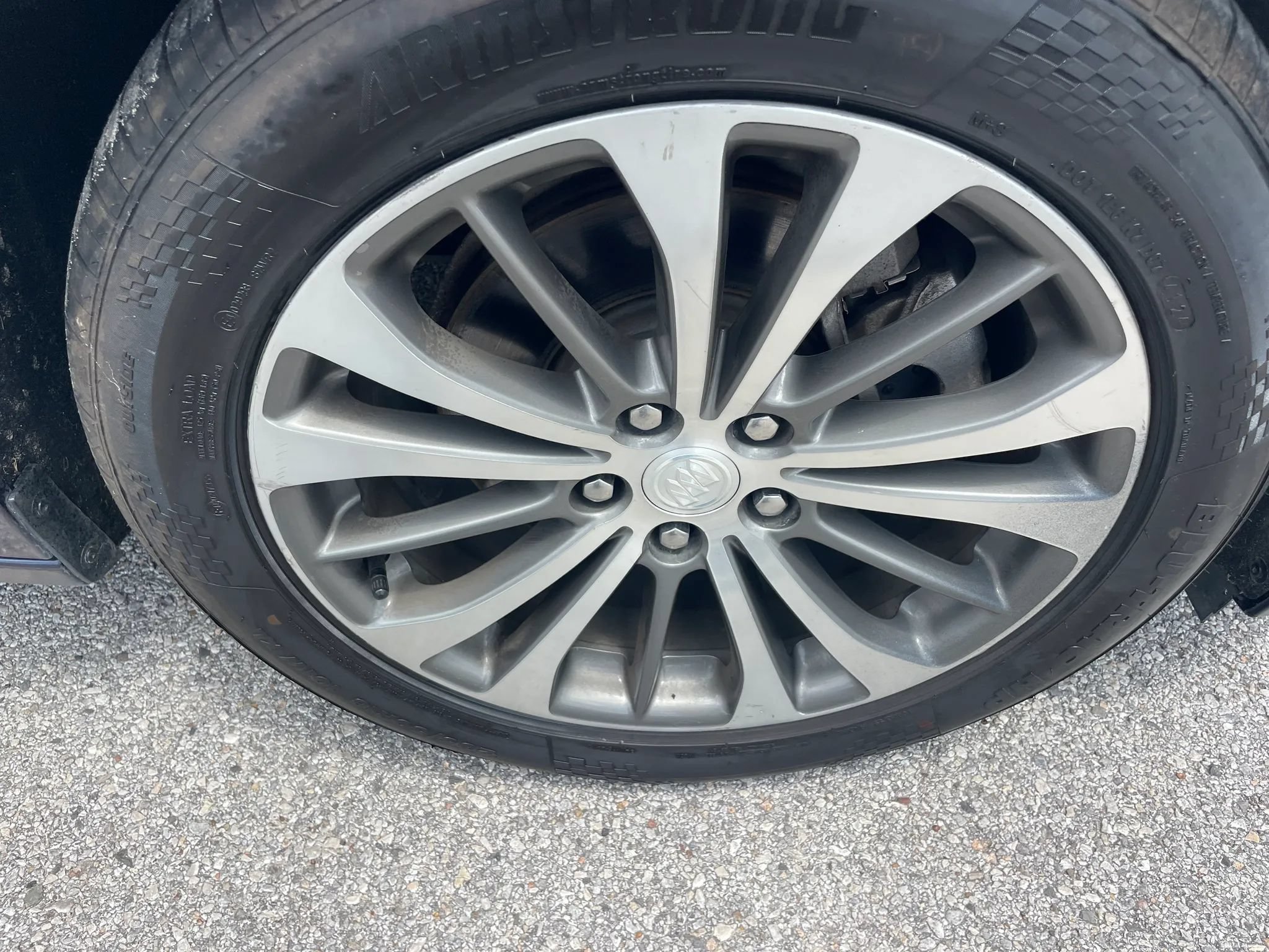 Used 2017 Buick LaCrosse Preferred FWD image 10