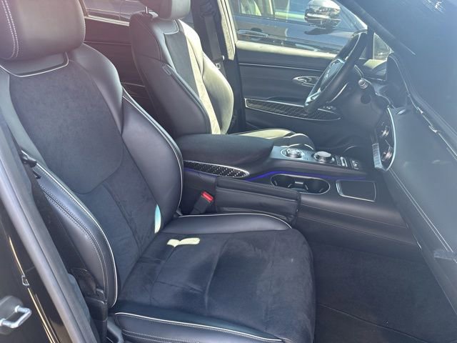 Used 2022 Genesis GV70 3.5T Sport w/ Sport Prestige Package AWD/4WD image 4