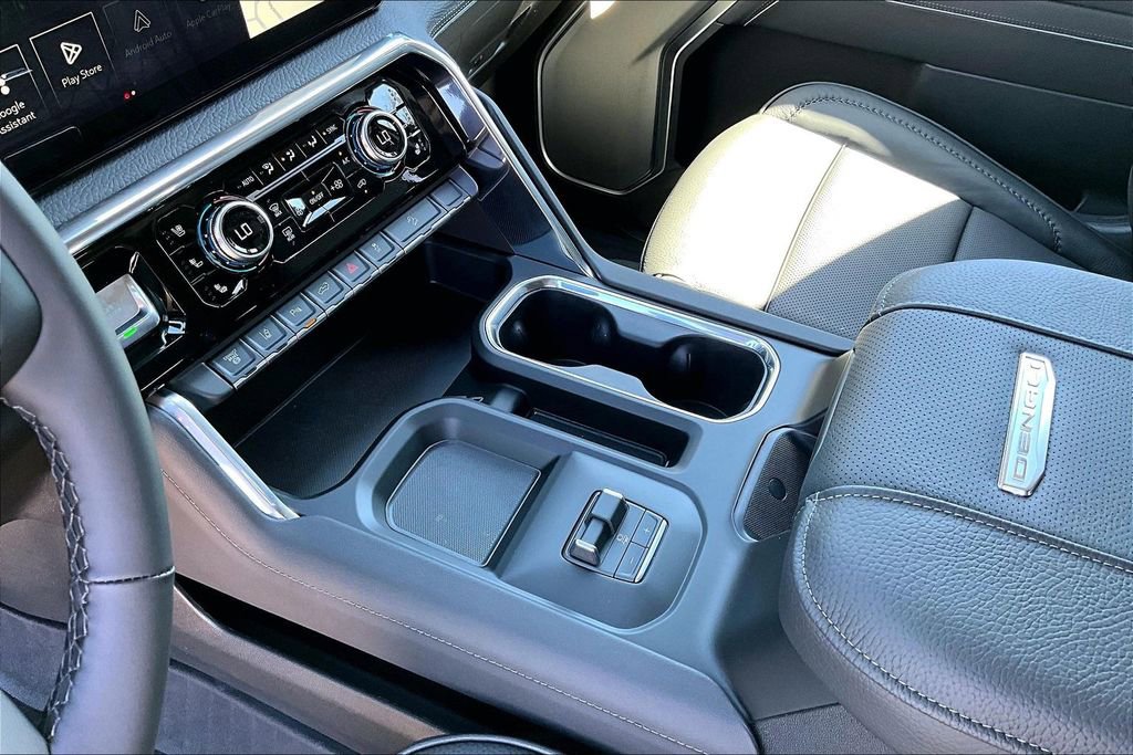 New 2026 GMC Sierra 2500 Denali w/ Denali Reserve Package image 21