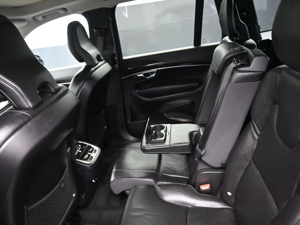 Used 2019 Volvo XC90 T6 Momentum w/ Protection Package Premier image 29