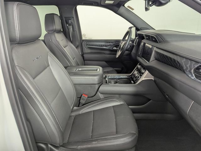 Used 2023 GMC Yukon XL Denali w/ Max Trailering Package image 22