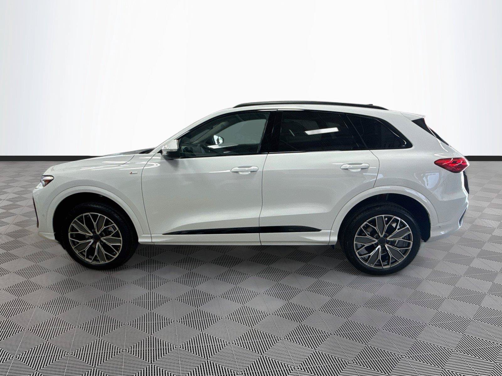 New 2026 Audi Q5 Premium Plus AWD/4WD image 4