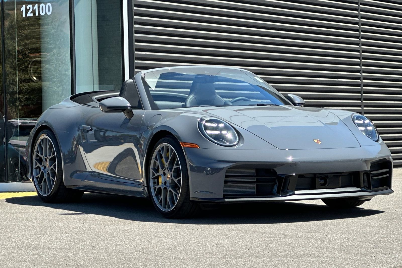 Used 2025 Porsche 911 Carrera S RWD image 10