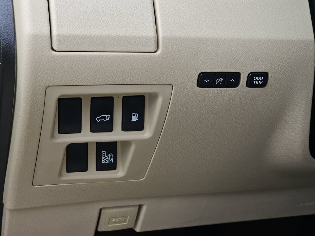Used 2013 Lexus RX 350 FWD w/ Navigation Pkg image 29