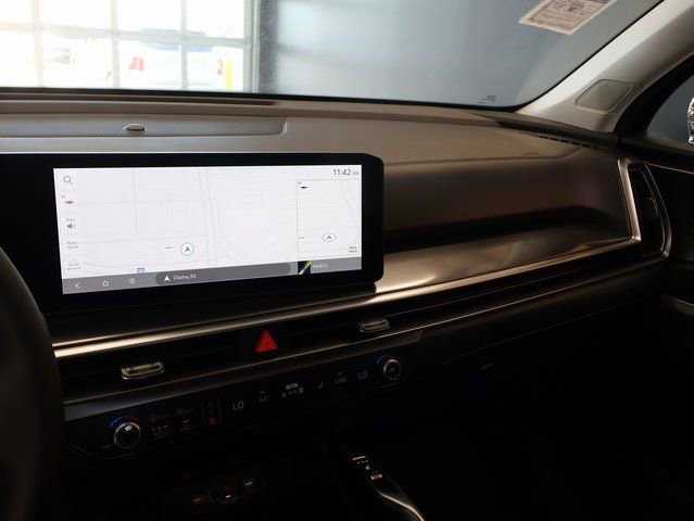 New 2025 Kia Sorento S w/ Panoramic Sunroof Package FWD image 27