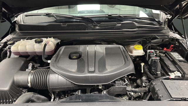 Used 2025 RAM 1500 Laramie w/ Bed Utility Group AWD/4WD image 28