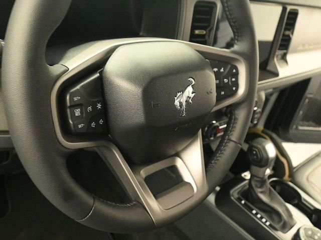 New 2026 Ford Bronco Badlands w/ Sasquatch Package image 13