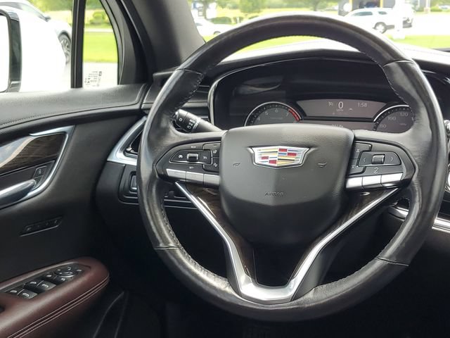 Used 2022 Cadillac XT6 Premium Luxury w/ LPO, Floor Liner Package AWD/4WD image 33