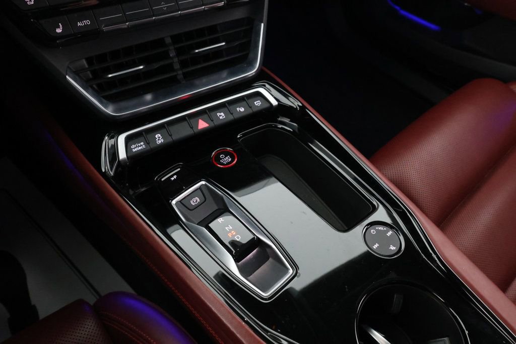Used 2024 Audi e-tron GT Prestige w/ Prestige Package AWD/4WD image 16