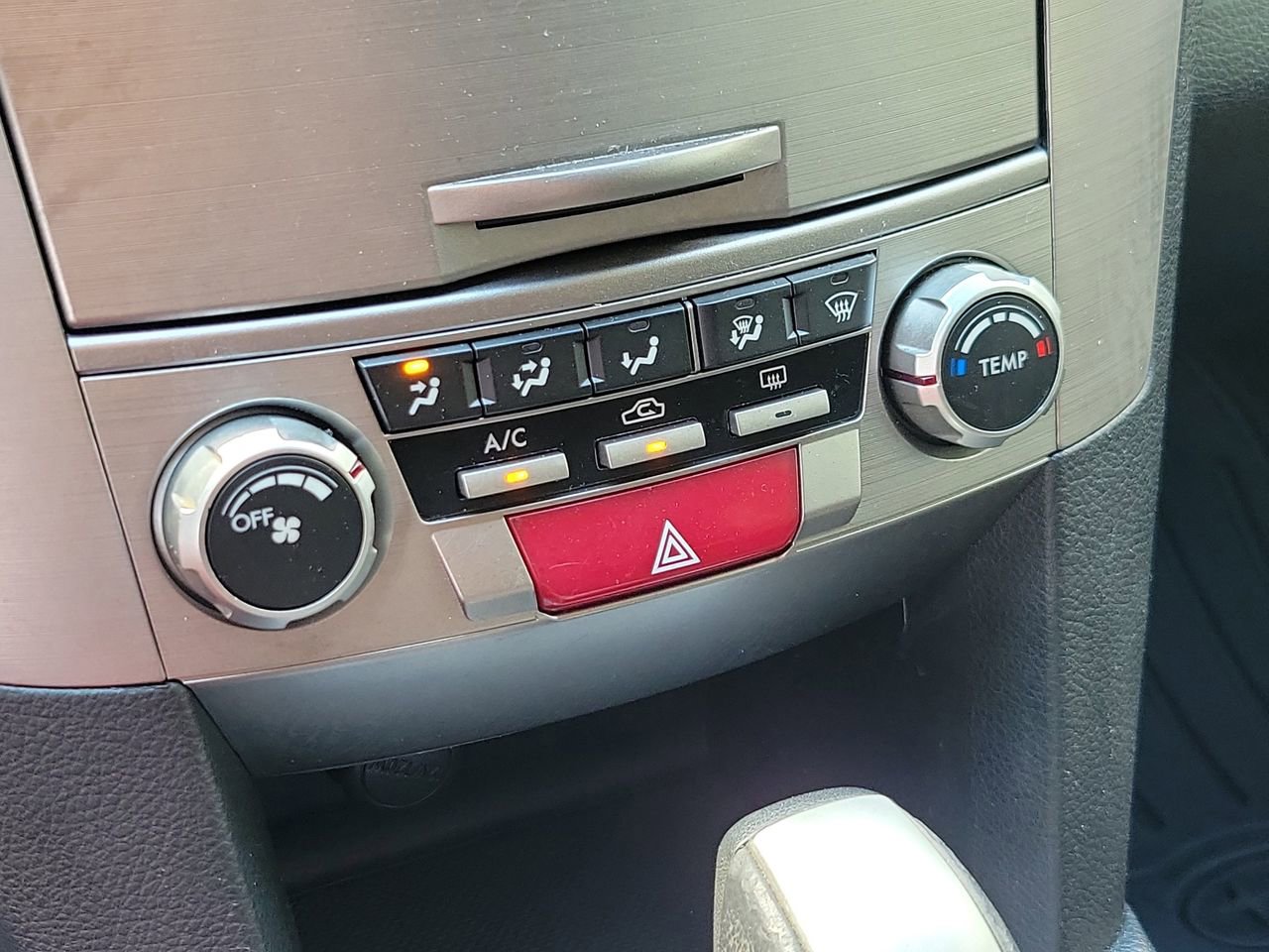 Used 2013 Subaru Outback 2.5i Premium w/ Popular Pkg 3 image 25