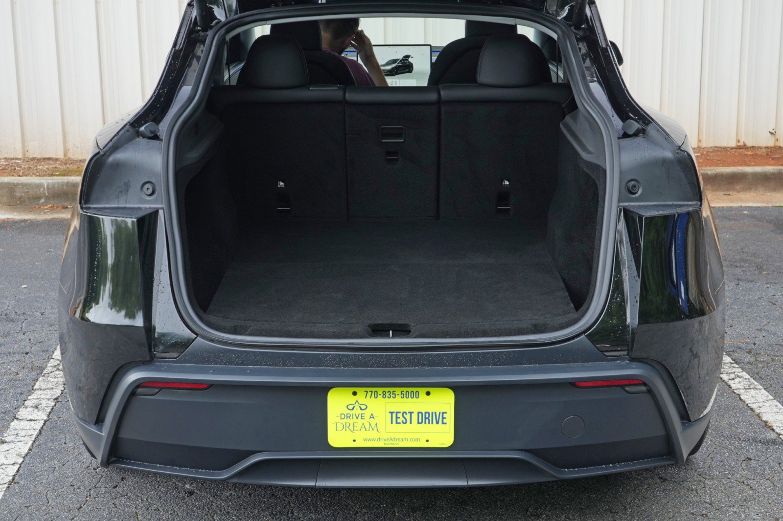 Used 2026 Tesla Model Y 2WD image 10