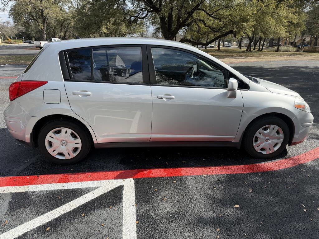 Used 2011 Nissan Versa 1.8 S w/ PWR Plus Pkg image 6
