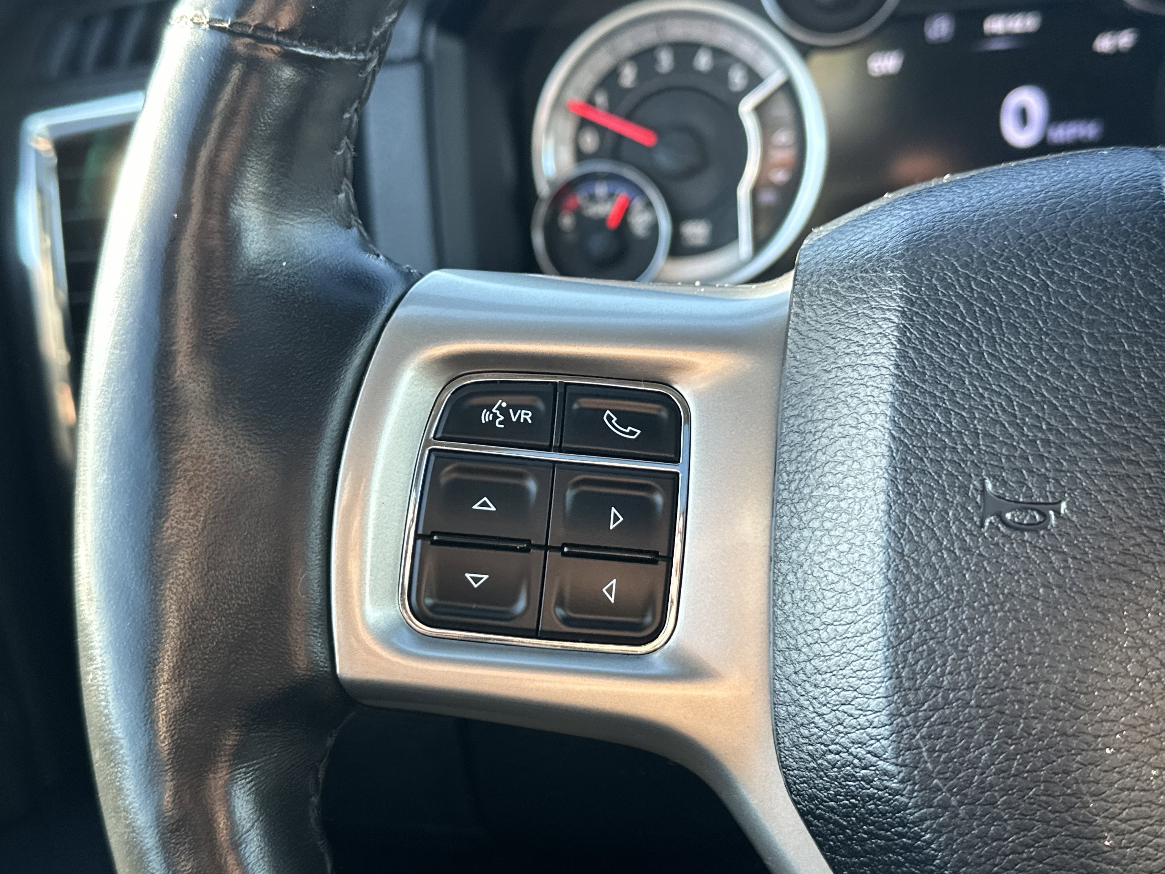 Used 2016 RAM 2500 Laramie w/ Convenience Group image 19