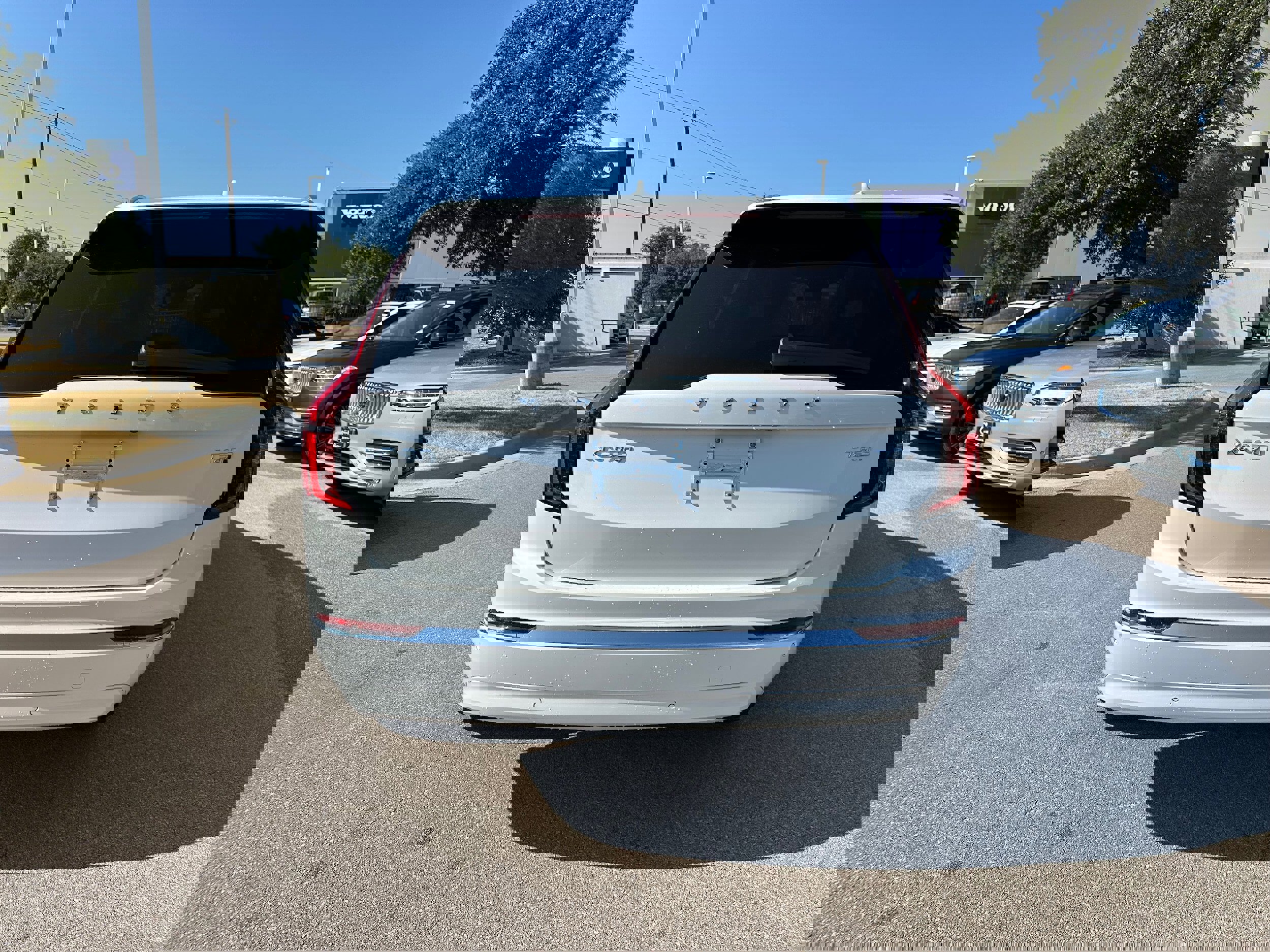 New 2026 Volvo XC90 T8 Plus image 5