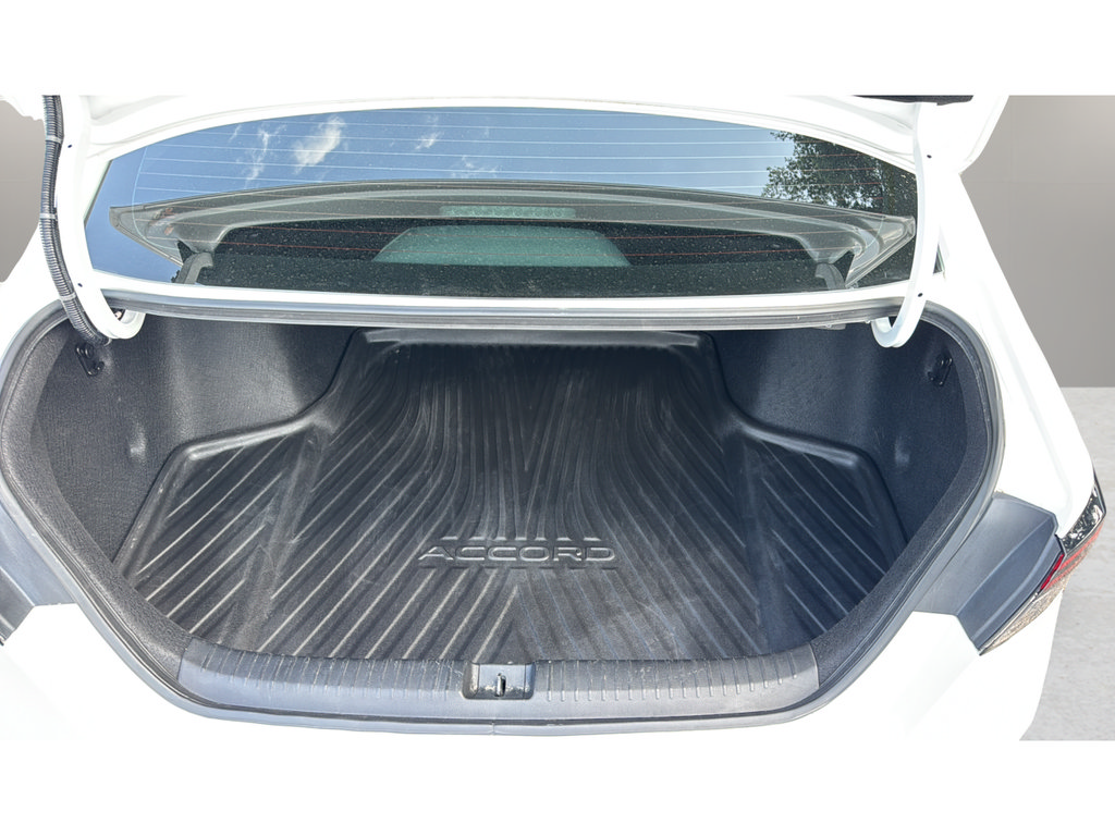 Used 2023 Honda Accord LX image 13