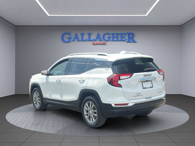 Used 2022 GMC Terrain SLT w/ Infotainment Package II AWD/4WD image 7