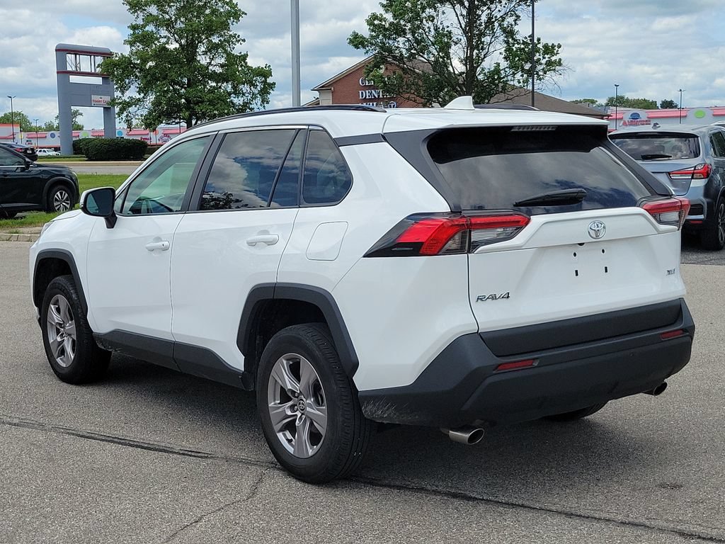 Used 2025 Toyota RAV4 XLE FWD image 2