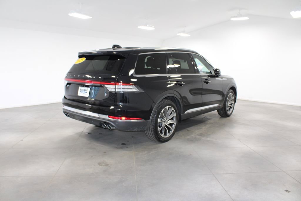 Used 2025 Lincoln Aviator Reserve image 9