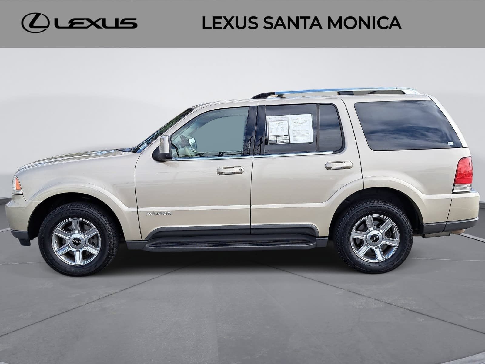 Used 2004 Lincoln Aviator 2WD image 8