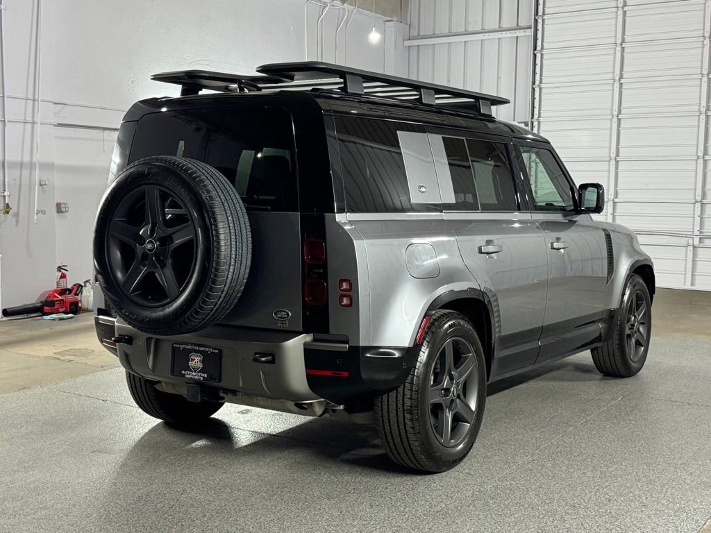 Used 2022 Land Rover Defender 110 X-Dynamic SE AWD/4WD image 11