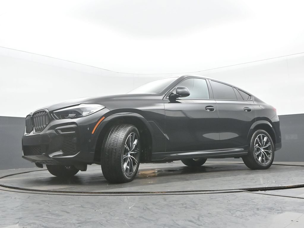 Used 2023 BMW X6 M50i w/ Climate Comfort Package AWD/4WD image 31