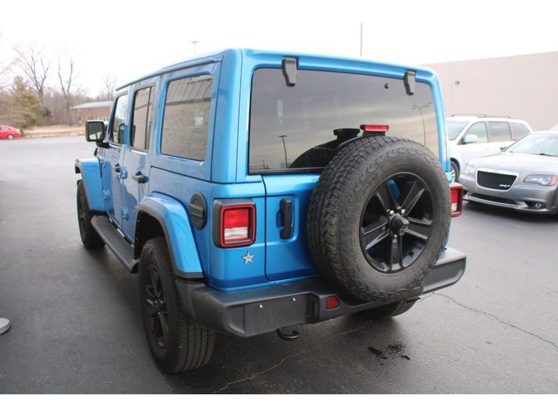 Used 2022 Jeep Wrangler Unlimited Sahara image 6