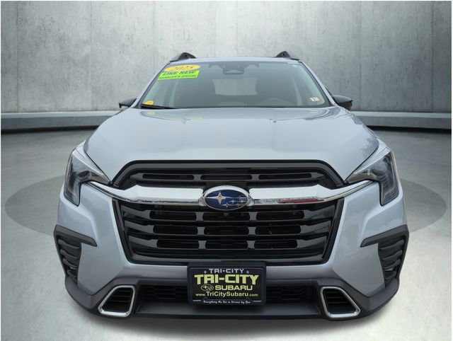 Used 2025 Subaru Ascent Touring AWD/4WD image 8