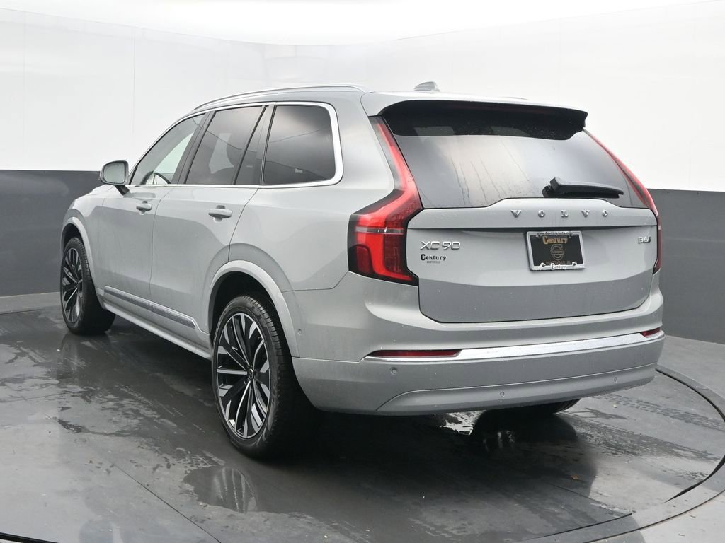 New 2026 Volvo XC90 B6 Ultra w/ Protection Package image 3