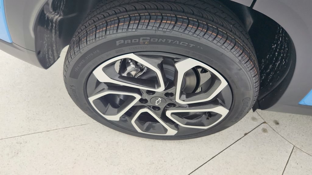 New 2026 Chevrolet Trax RS w/ Driver Confidence Package FWD image 22