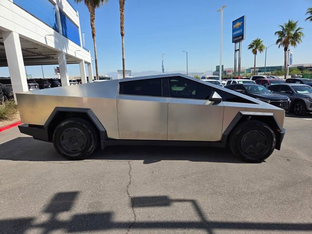 Used 2026 Tesla Cybertruck AWD Crew Cab image 7