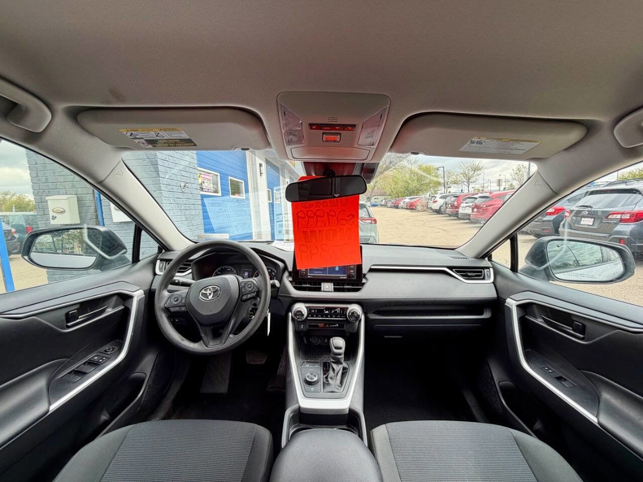 Used 2020 Toyota RAV4 LE AWD/4WD image 32