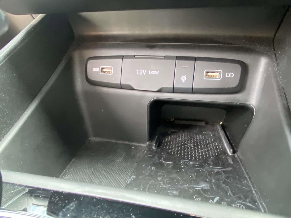 Used 2022 Hyundai Santa Cruz SEL Premium image 21