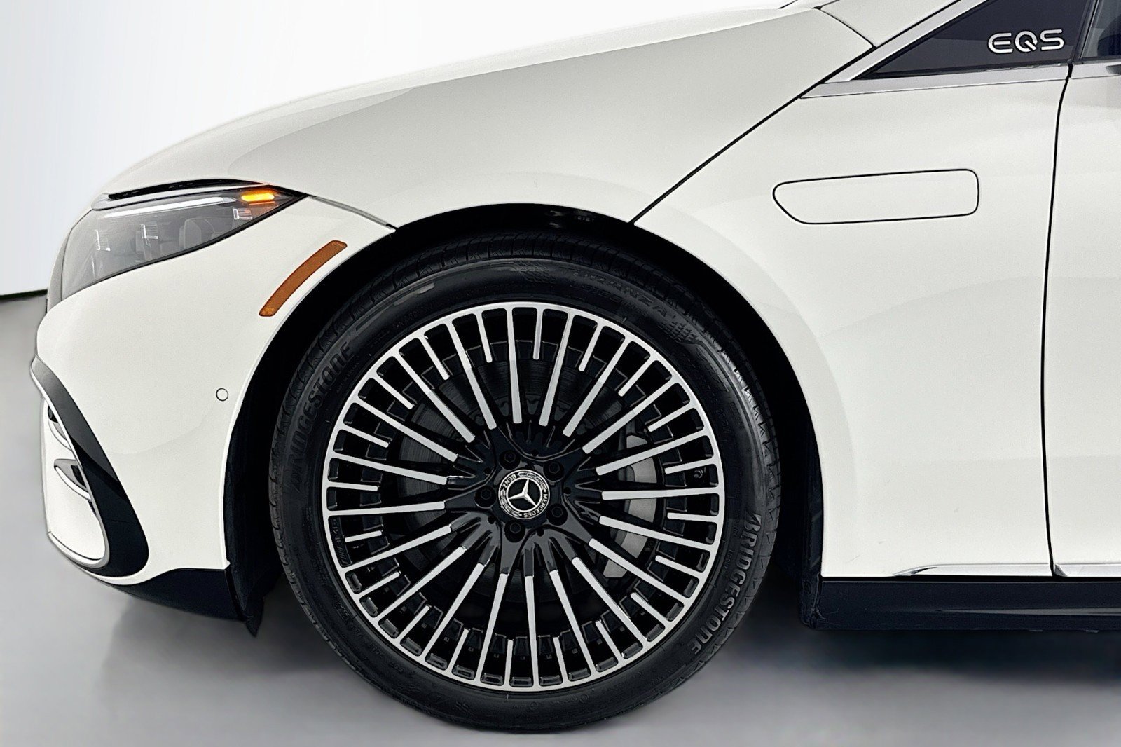 Certified 2022 Mercedes-Benz EQS 580 4MATIC Sedan image 10