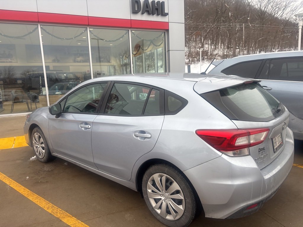 Used 2017 Subaru Impreza 2.0i image 6