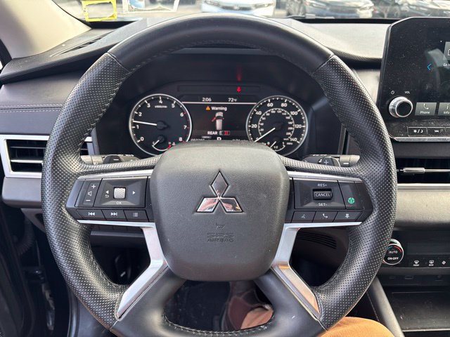 Used 2024 Mitsubishi Outlander SE FWD image 16