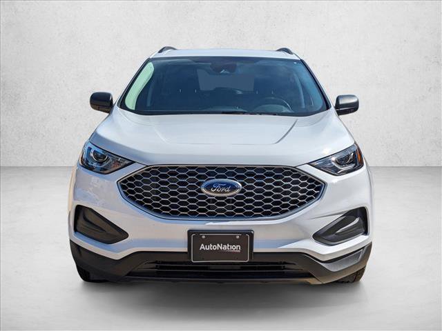 Used 2024 Ford Edge SE image 6