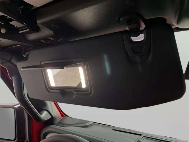 Used 2025 Jeep Wrangler Unlimited Sahara w/ Safety Group image 93