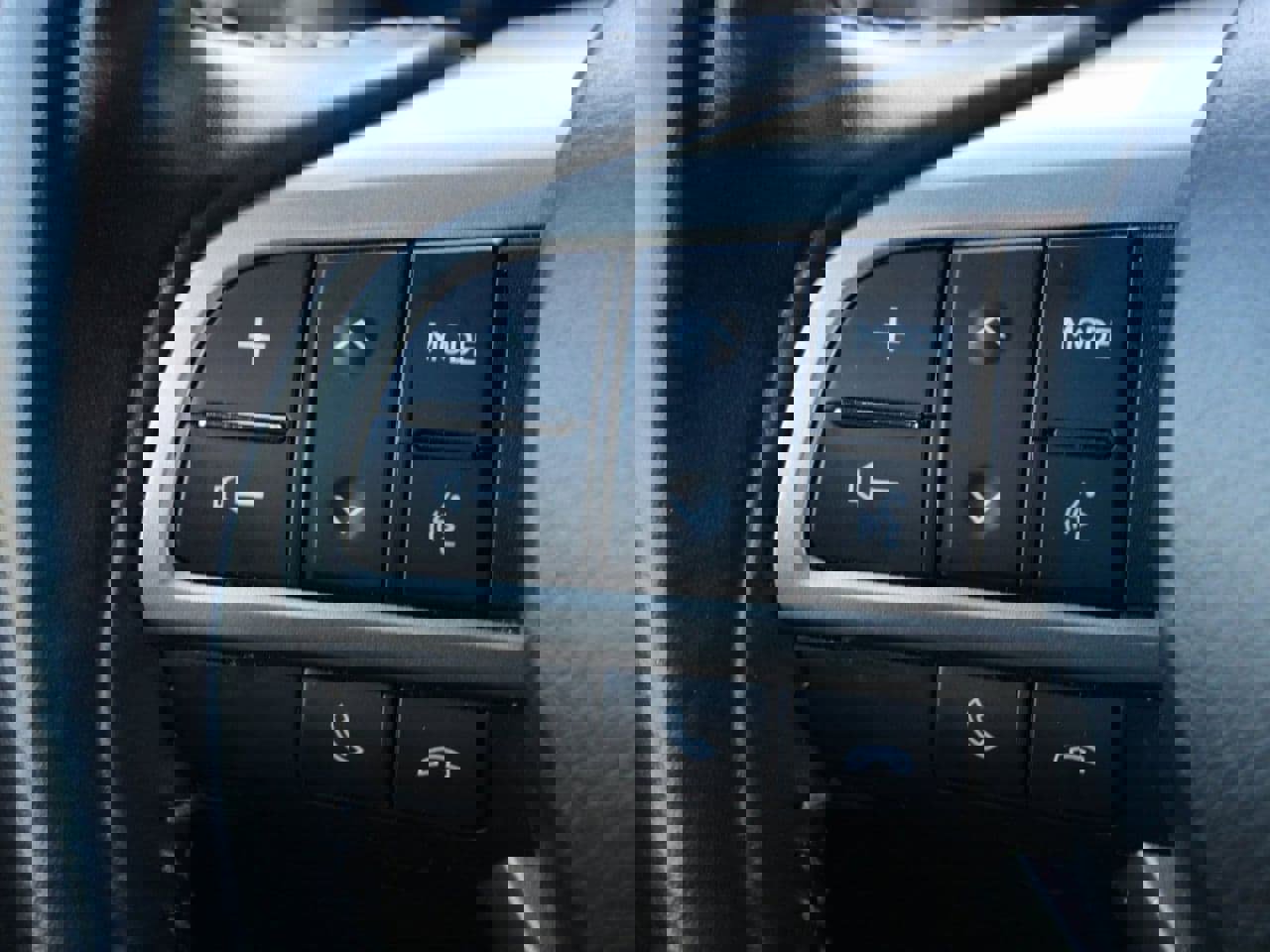 Used 2020 Lexus GX 460 Premium w/ Premium Package image 30