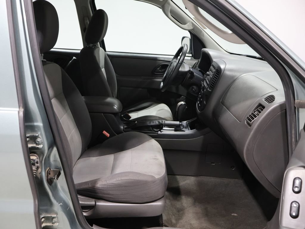Used 2007 Ford Escape XLS image 20