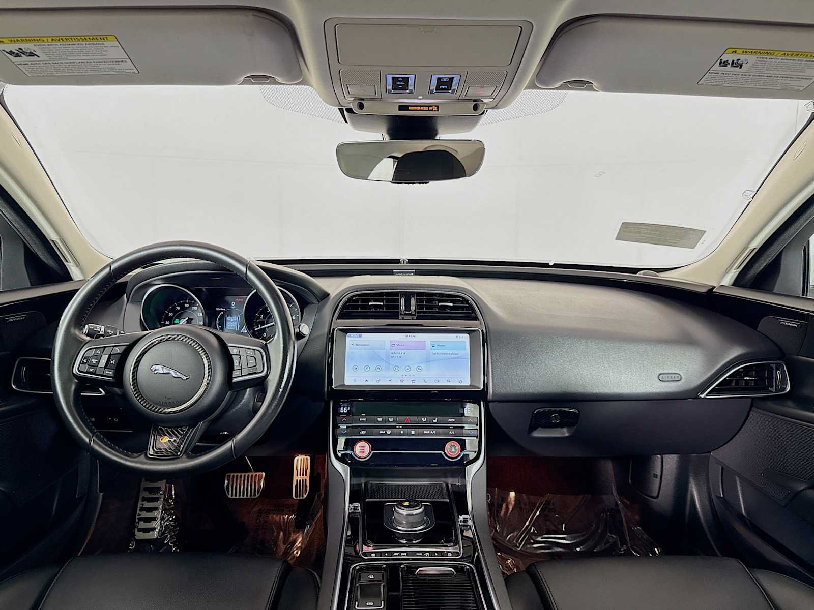 Used 2019 Jaguar XE Premium AWD/4WD image 23