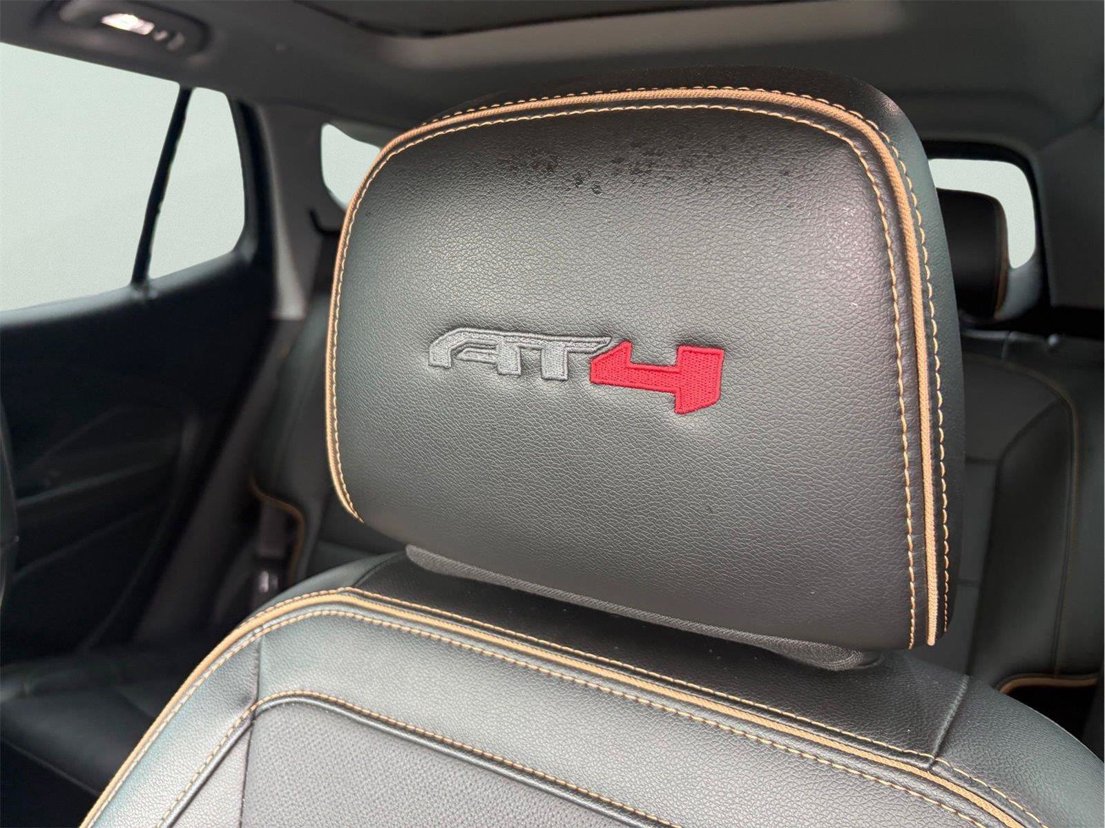 Used 2023 GMC Terrain AT4 w/ Tech Package AWD/4WD image 11