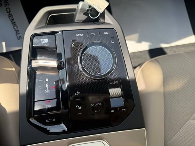 New 2026 BMW iX xDrive45 image 14