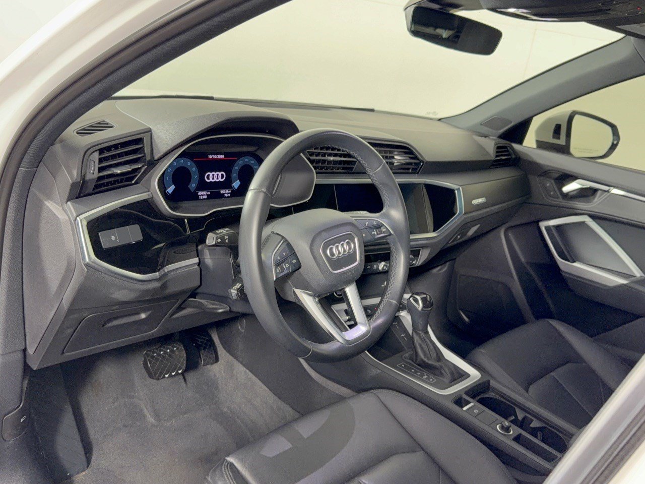 Used 2022 Audi Q3 2.0T Premium w/ Convenience Package AWD/4WD image 4