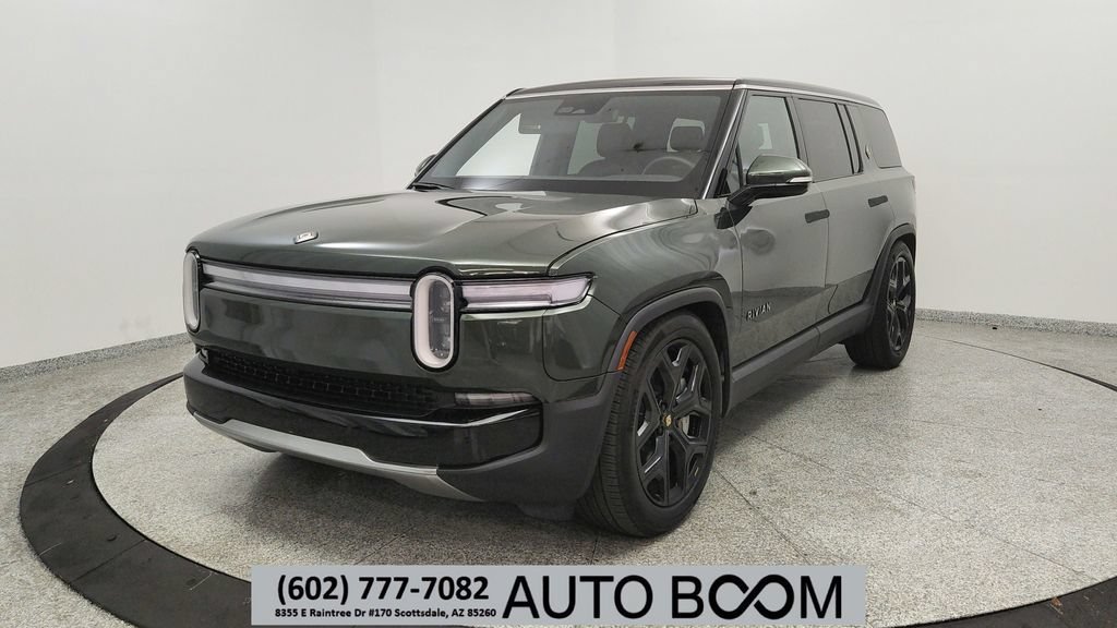 Used 2025 Rivian R1S Adventure Dual AWD/4WD image 1