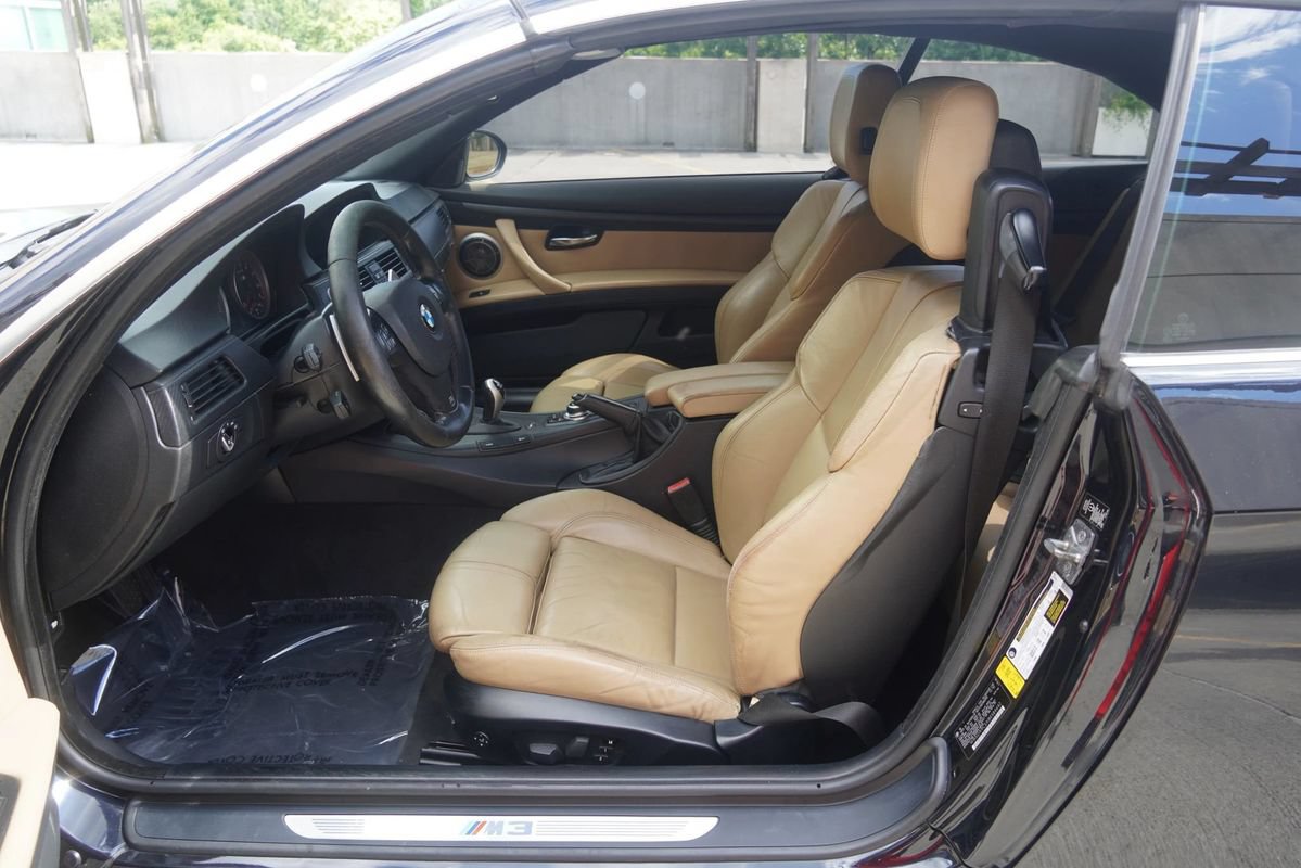Used 2011 BMW M3 Convertible RWD image 8