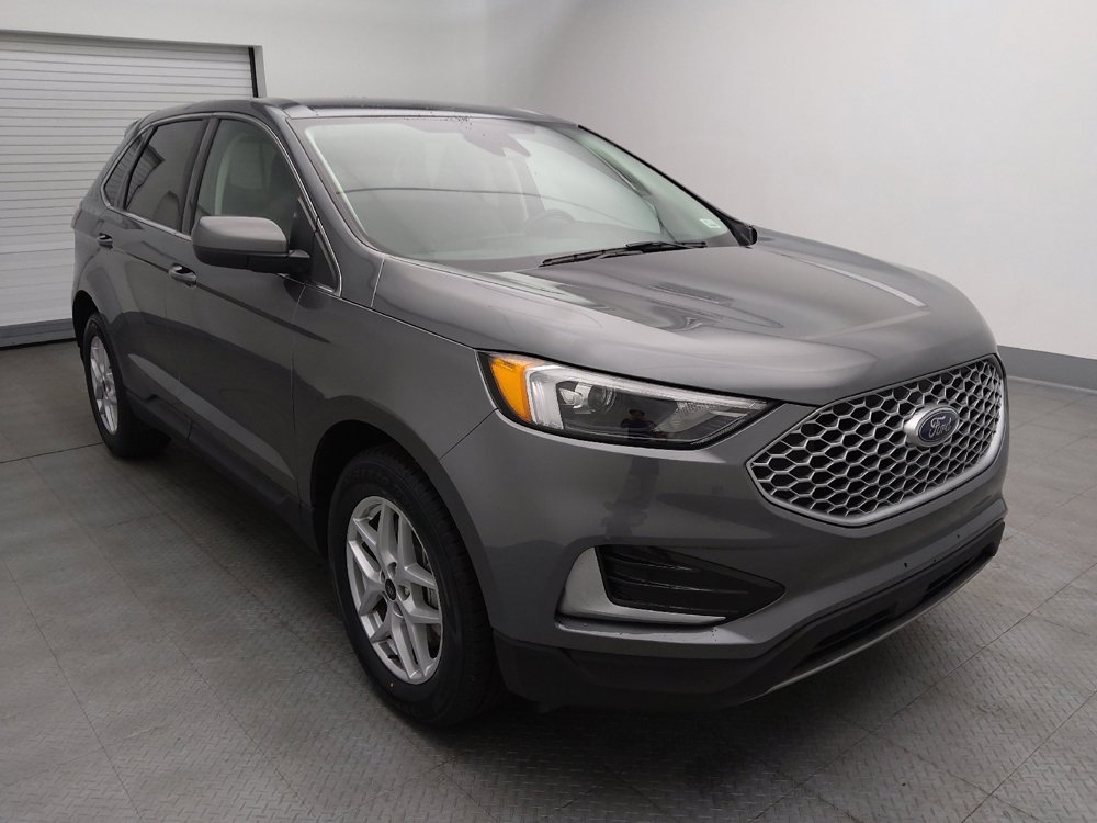 Used 2024 Ford Edge SEL image 13